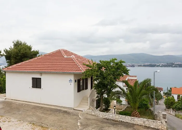 Διαμέρισμα Bridic Τρογκίρ